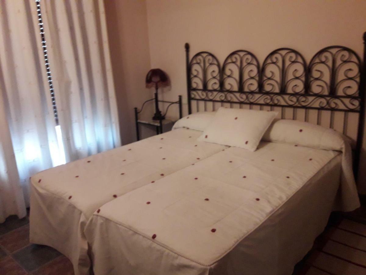 Zaguan Guest House Rascafria Exterior photo